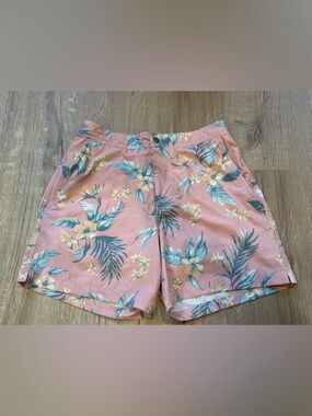 American Eagle Outfitters Pink Floral Tropical Swim Trunks Size Small